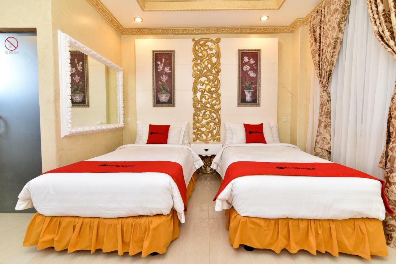 Reddoorz Plus Near Discovery Shopping Mall Bali Kuta Lombok Extérieur photo